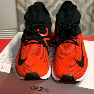 Nike Air Max 270 Flyknit Size 10 Men’s (New)